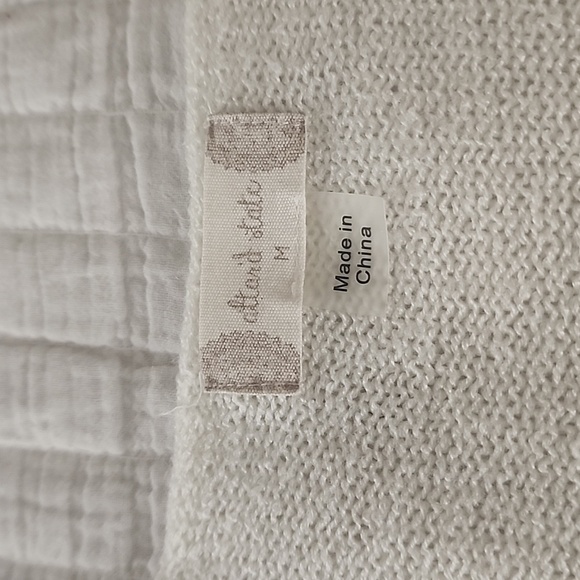 Sweater - Picture 3 of 3